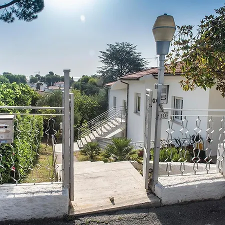 N235 - Numana, Ampio Con Terrazzo Vista Mare * Numana